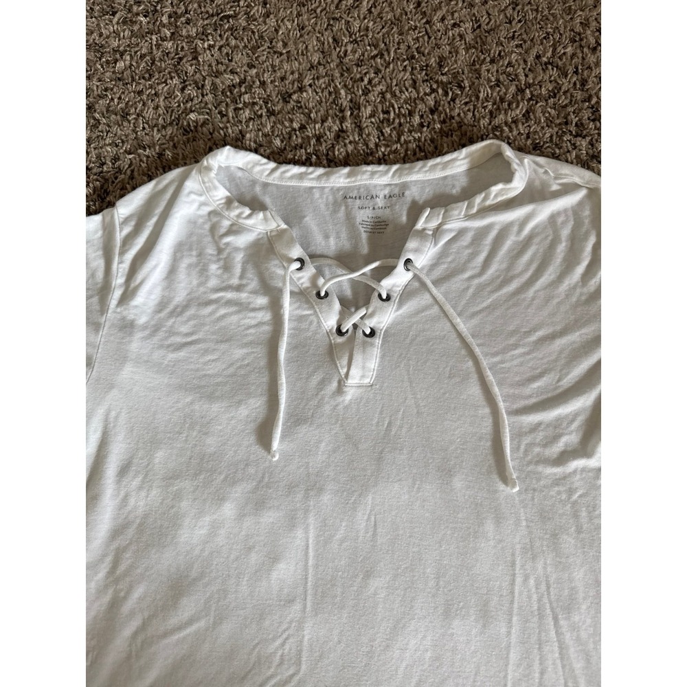 American Eagle Women's White Soft & Sexy V-Neck Short Sleeve Tee Size Small - Picture 3 of 6